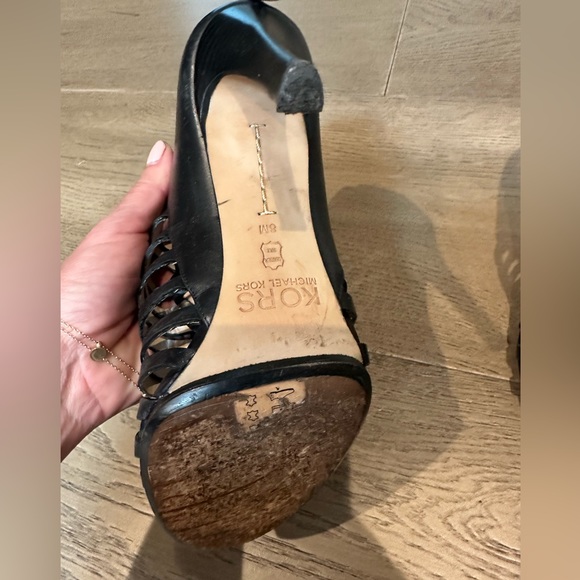 Michael Kors leather heel sandals - Picture 9 of 10
